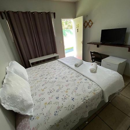 Pousada Novo Airao Hotel Buitenkant foto